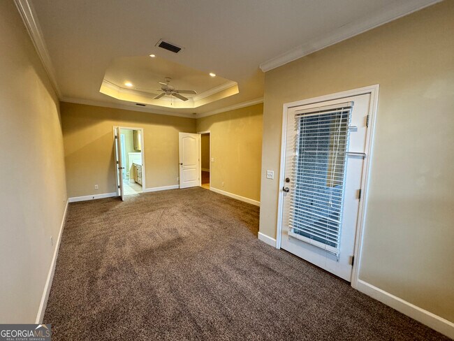 Building Photo - 217 Austin Ryan Dr