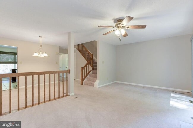 Building Photo - 1605 Oak Spring Way