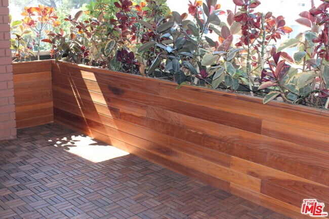 Building Photo - 11044 Ophir Dr