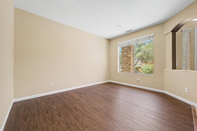 Building Photo - 472 W Pelican Dr