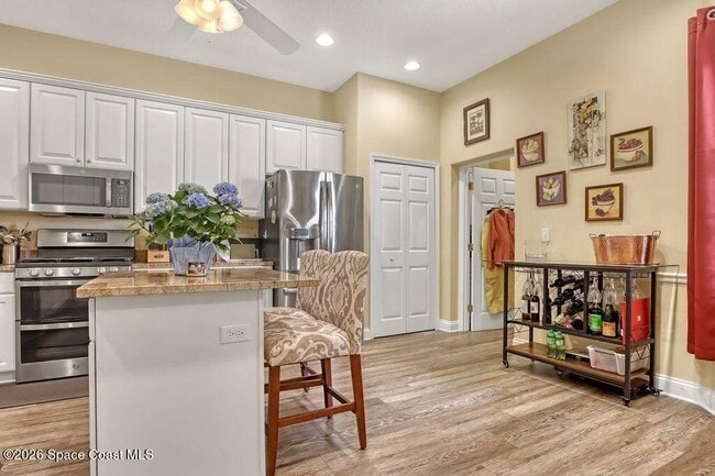 Building Photo - 792 Bayside Dr