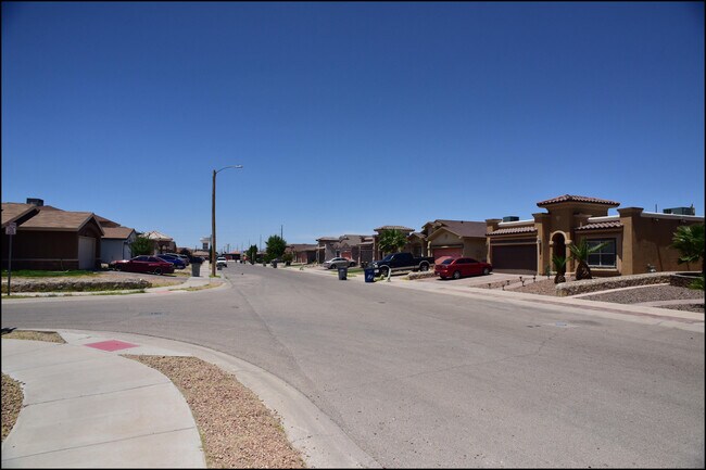 Building Photo - 14218 Rattler Point Dr