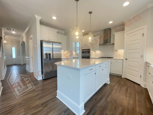 Building Photo - 424 Slomo Ct