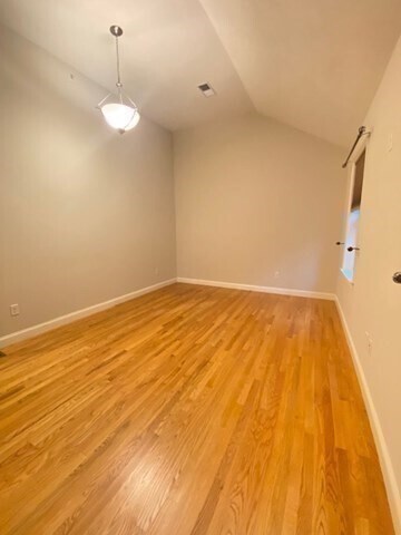Building Photo - 11 Brody Way