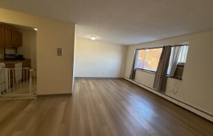 Building Photo - 43 Riverside St