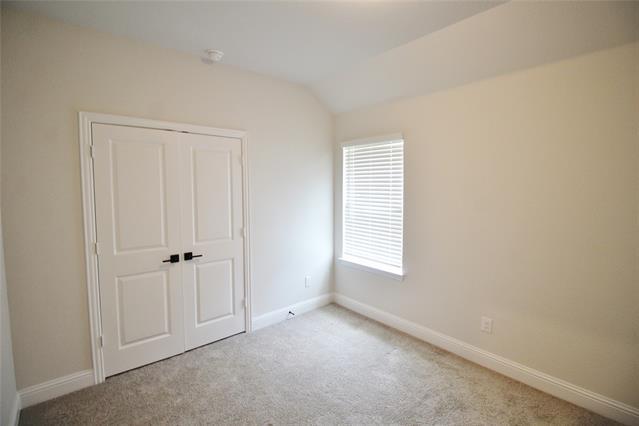 Building Photo - 1124 Longhorn Ln