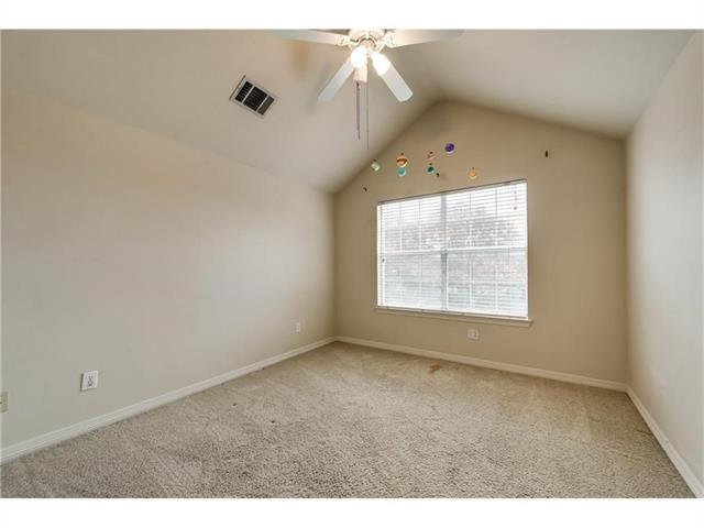 Building Photo - 2621 Pine Springs Dr