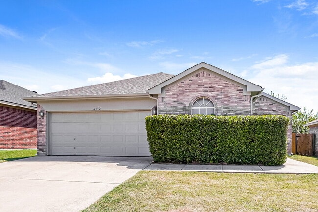 Building Photo - 6332 Downeast Dr