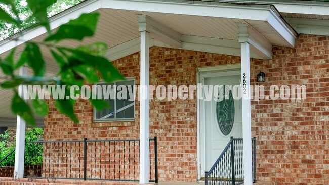 Building Photo - 2602 Robinson Ave