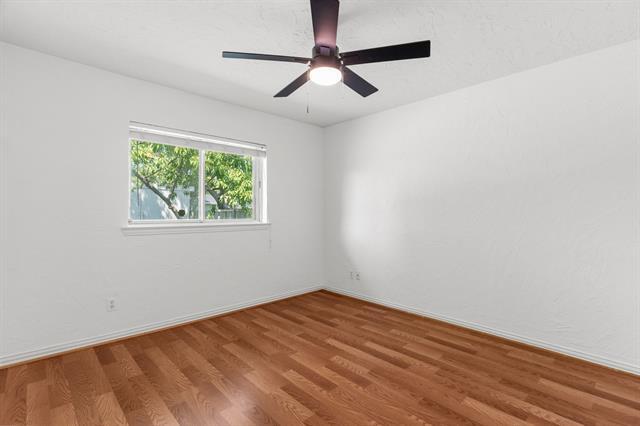 Building Photo - 1517 Williamsburg Dr