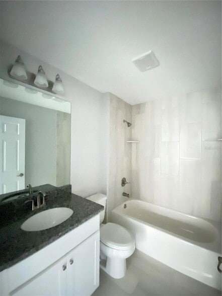 Building Photo - 2649 SW 152nd Ln