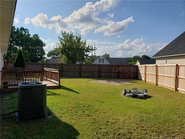 Building Photo - 3828 Wildflower Rd