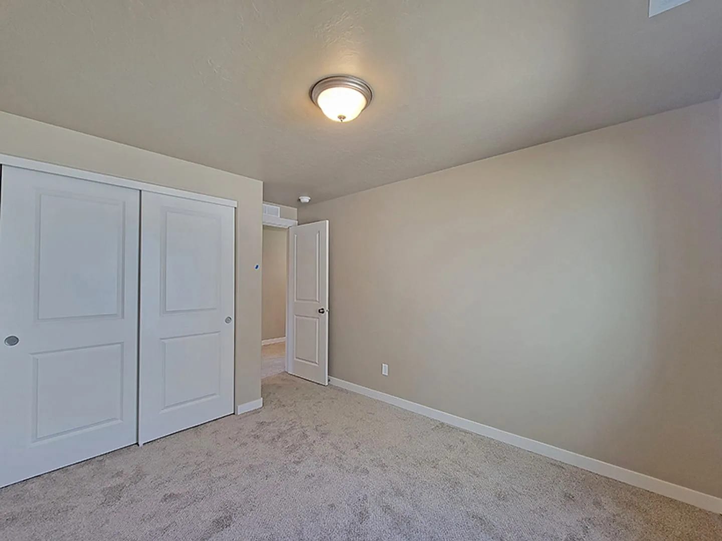 Third Room - 1096 N Ryde Ave