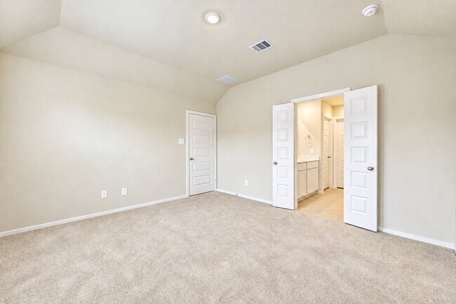Building Photo - 18539 Lndg Mdws Ln