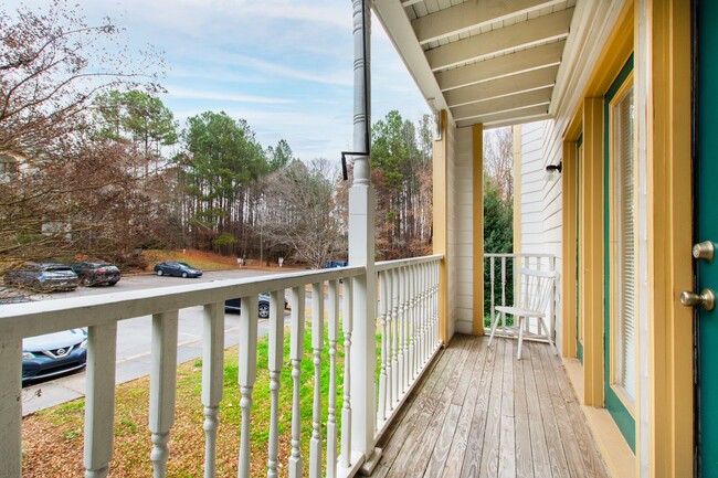 Building Photo - Charming Condo in Prime Raleigh Location!