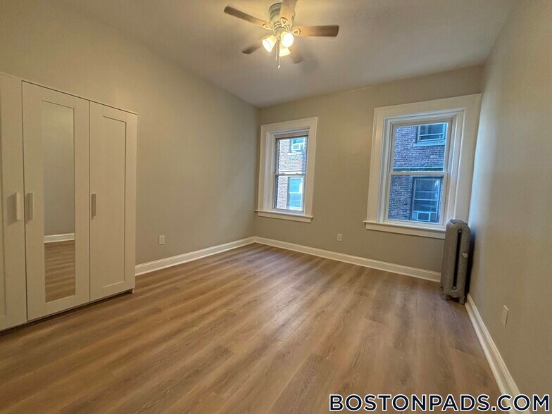 Building Photo - 1193 Commonwealth Ave