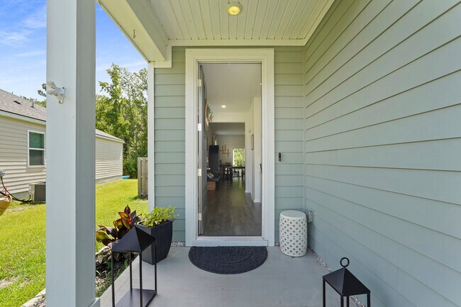 Building Photo - 41 Gypsea Ln