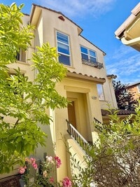 Building Photo - 43845 Paso Pino Common