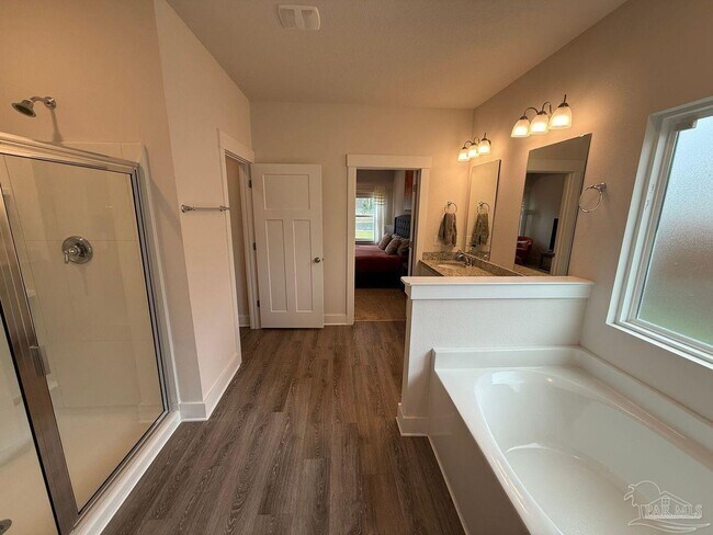 Building Photo - 5978 Forest Bay Ave