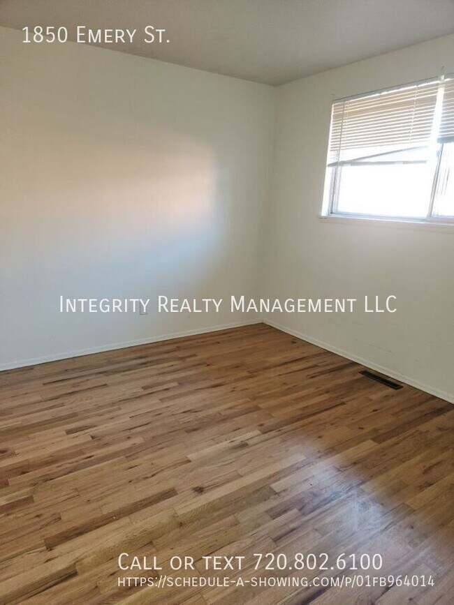 Building Photo - 1850 Emery St