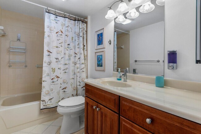 Building Photo - 701 S Seas Dr