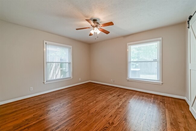 Building Photo - 3419 Norris Dr