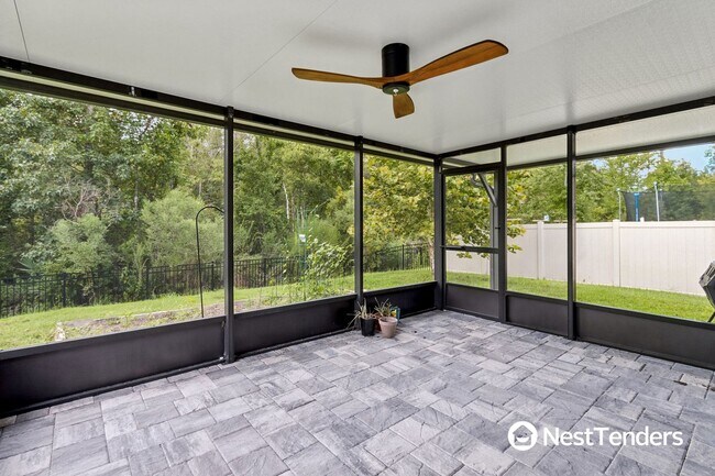 Building Photo - 65206 Lagoon Forest Dr