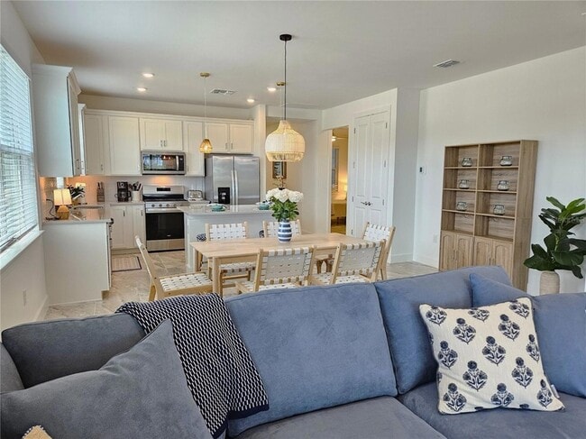 Building Photo - 1595 Tavira Pl