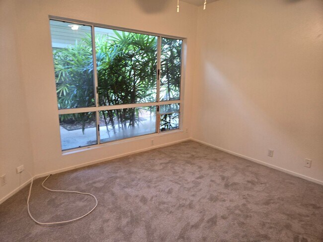 Building Photo - 91-920 Laaulu St #1F