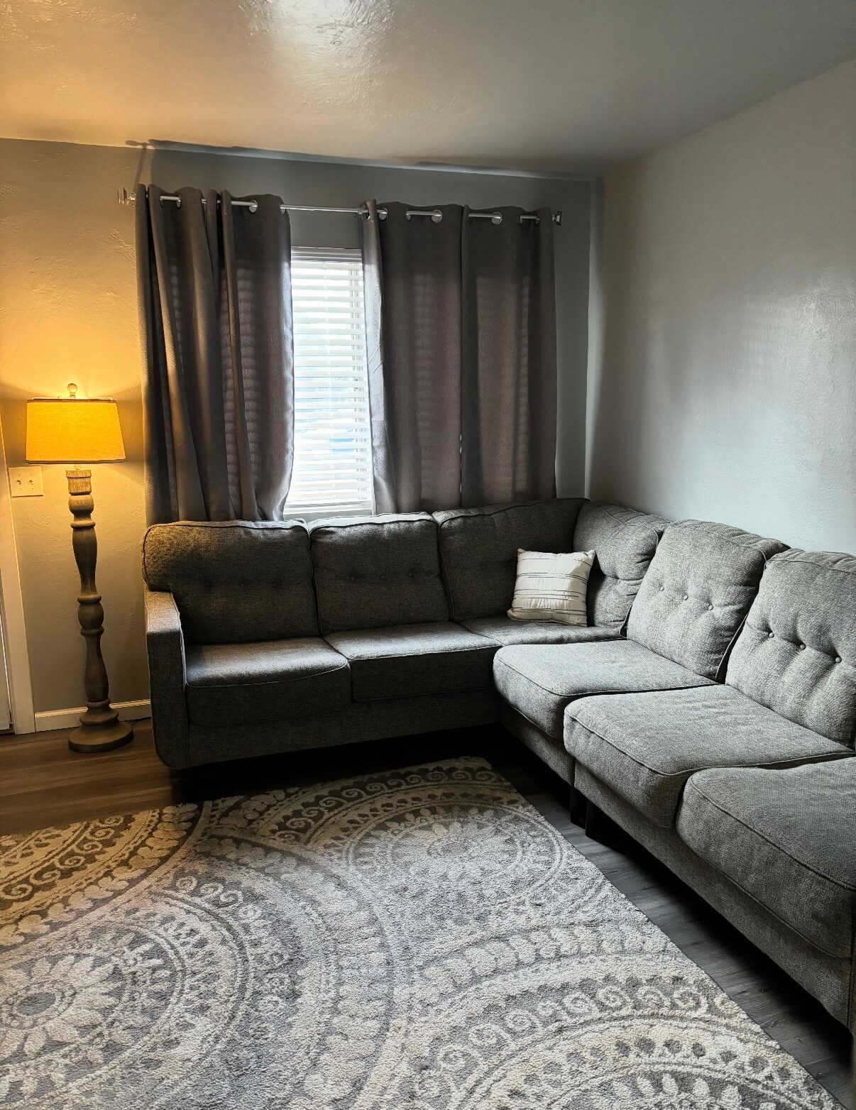 Building Photo - 10116 Comanche Rd NE