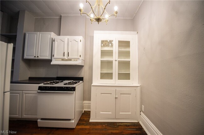 Building Photo - 641 Wheeling Ave