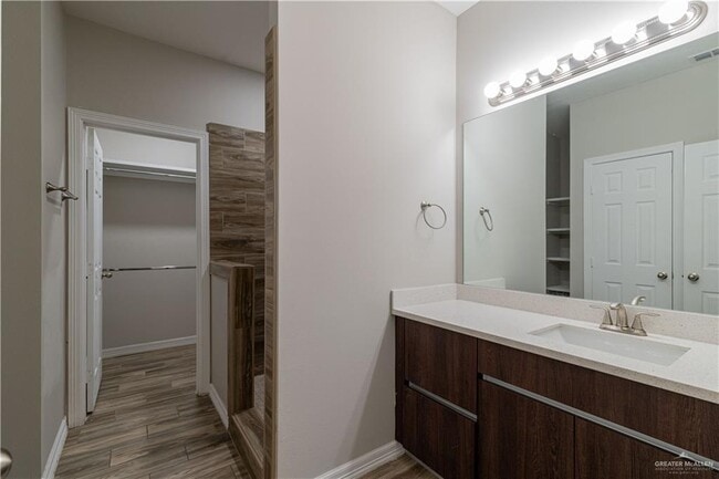 Building Photo - 21 W Kohala Ave