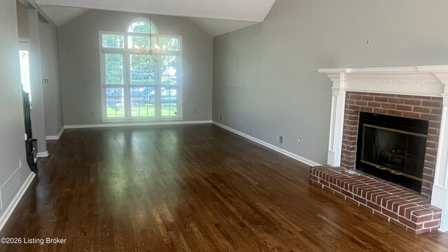 Building Photo - 402 Trinity Hills Ln