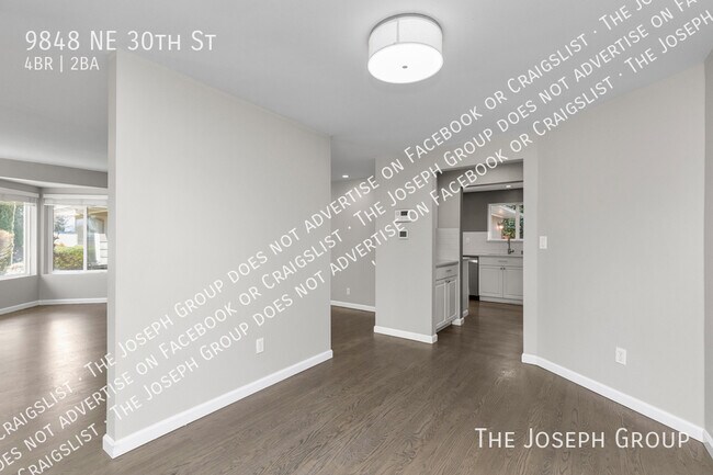 Building Photo - 9848 NE 30th St