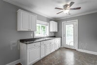Building Photo - 416 Jadie Ln