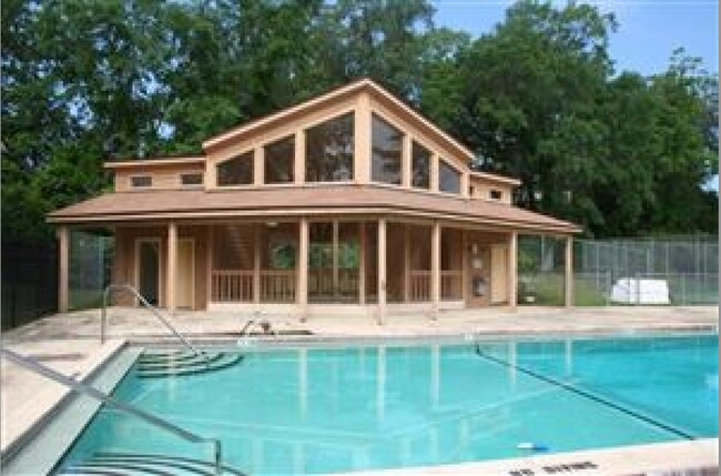 community pool steps away - 1104 Greentree Ct