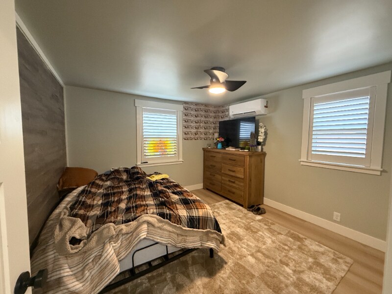 Building Photo - 2424 W Mulberry St