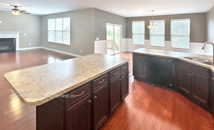 Building Photo - 5057 Falling Water Rd