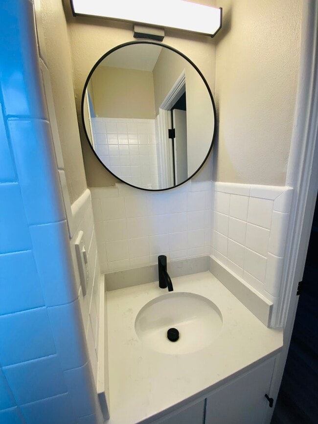 Building Photo - Stunning 2 Bed 2 Bath Winter Park Home!!!