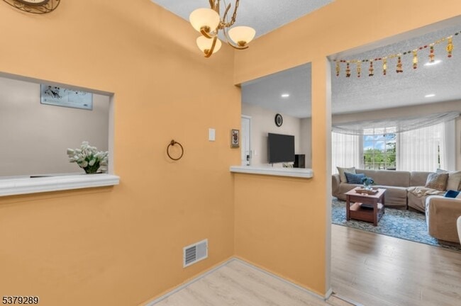 Building Photo - 1509 Longley Ct
