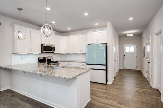 Building Photo - 6170 High Top Ln