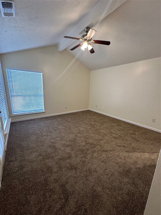 Building Photo - 3044 High Plains Dr