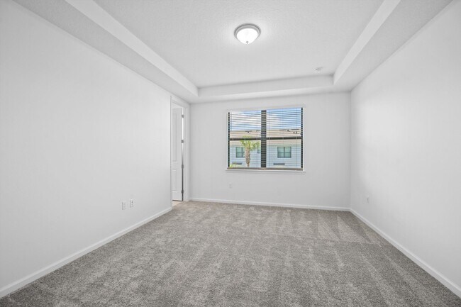 Building Photo - 7638 SW Lucy Ln