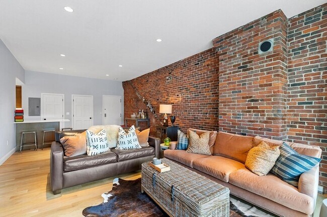 Building Photo - 28 Atlantic Ave