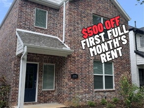 Building Photo - 2339 E Amherst Aly