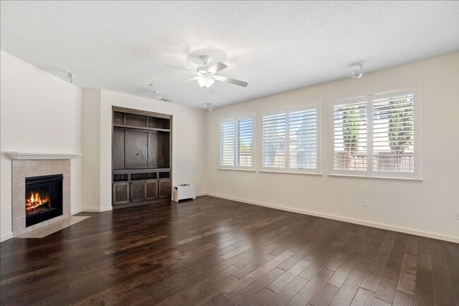 Building Photo - 957 Antiquity Dr