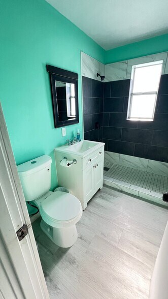 Building Photo - 3523 W Maricopa St