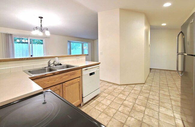 Building Photo - 3 bedroom/2 bath Rambler in Marysville