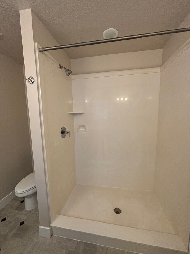 Building Photo - 2872 W 220 N