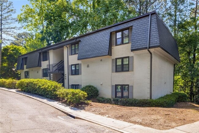 Building Photo - 183 Triumph Dr NW